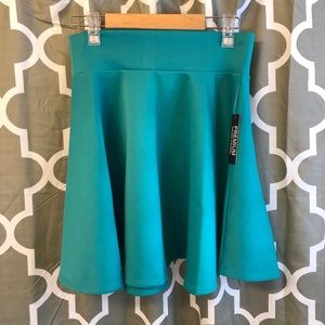 Made by Johnny Women's Jade Blue Skater Skirt Pull On Mini Large NWT
